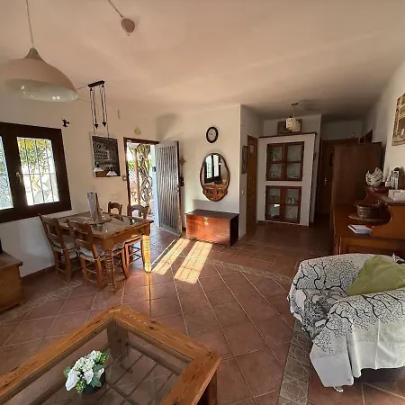 Casa Luise - 3 Bedroom Semesterbostad