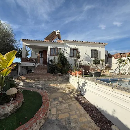 Casa Luise - 3 Bedroom Semesterbostad Nerja